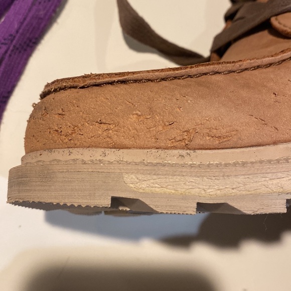 Sorel waterproof boots NOTE: size 8 - Picture 7 of 11